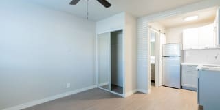 Sunset Sound Studio Apartments Gallery 2
