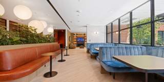 The Byron Gallery 9