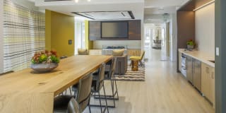 mResidences Olympic & Olive Gallery 8