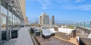 600 N Lake Shore Drive Gallery 26