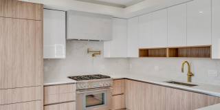 Charming 4 Bedroom Gallery 1