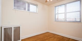 Pleasant Hills Village Gallery 5