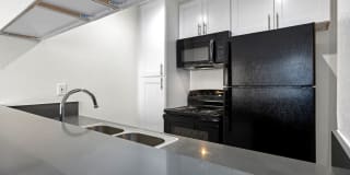 Topanga Canyon Apartments Gallery 14