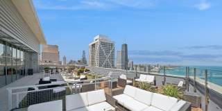 600 N Lake Shore Drive Gallery 27