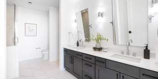 The Huntley Luxury Apartments Gallery 28