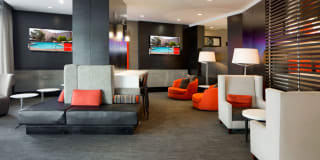 RiverHouse Gallery 70