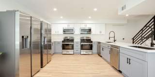 1224 W 37th Place - Co-Living Gallery 38