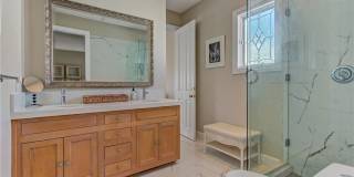 8628 Scarsdale Drive Gallery 45