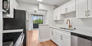 Riverside Apartments Gallery 2