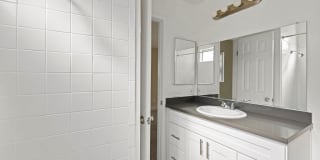 Topanga Canyon Apartments Gallery 19