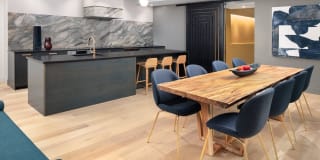 One City Gallery 17