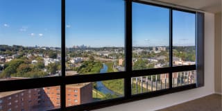 The Square at 511 Apartments - Affordable Housing Gallery 17