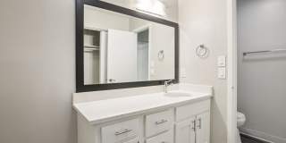 Mesh Apartments Gallery 8