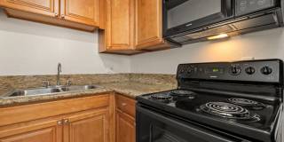 Topanga Canyon Apartments Gallery 4
