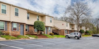 Dupont Avenue Apartments Gallery 25