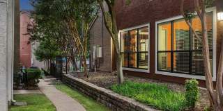 The Westside Gallery 32