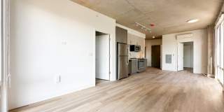Post Chicago-Co Living Gallery 74