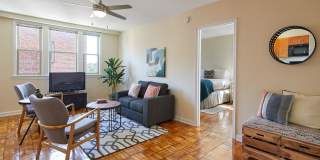 Glenwood Gallery 25