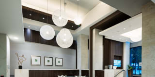 Hanover Broadway Gallery 6