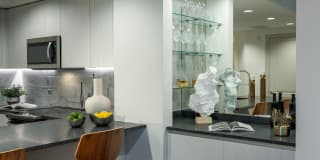 Hanover BLVD Place Gallery 18