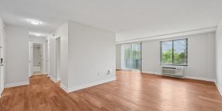 Riverside Apartments Gallery 6
