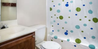 The Square at 511 Apartments - Affordable Housing Gallery 28