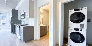 Post Chicago-Co Living Gallery 75