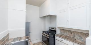 226 Athol Avenue Gallery 14