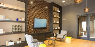 Avant Fashion Center by Mark-Taylor Gallery 30