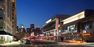 Park Lane Seaport Gallery 34