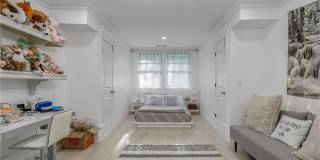1812 Wellbourne Drive NE Gallery 53