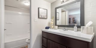 Crosstown Phoenix East Gallery 41
