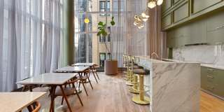 19 Dutch Gallery 19