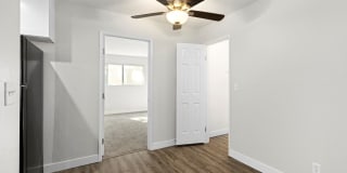 Topanga Canyon Apartments Gallery 16