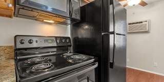 Topanga Canyon Apartments Gallery 5