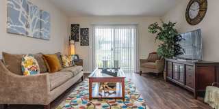 Chase Cove Apartments Gallery 53