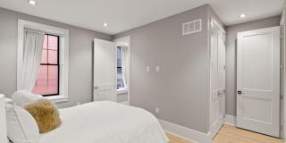 905 PINE STREET Gallery 28