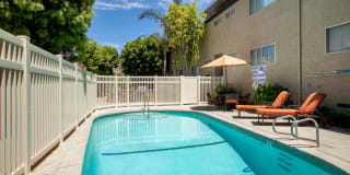 Topanga Canyon Apartments Gallery 10