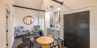 Lexington Hills Gallery 6