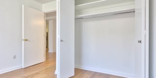 180 Riverside Boulevard Gallery 53