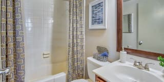 The Square at 511 Apartments - Affordable Housing Gallery 11