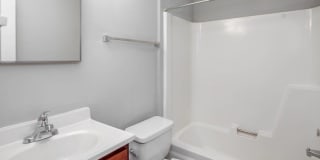 Dupont Avenue Apartments Gallery 13