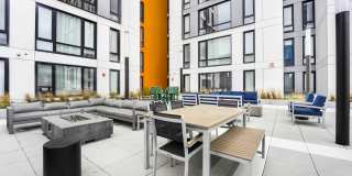 Post Chicago-Co Living Gallery 10