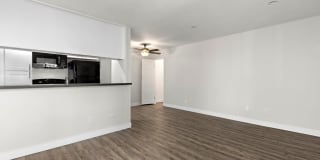 Topanga Canyon Apartments Gallery 13
