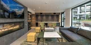 Fourth Street East Gallery 28