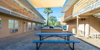 Sunset Sound Studio Apartments Gallery 17