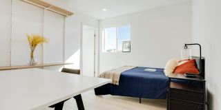 1224 W 37th Place - Co-Living Gallery 34