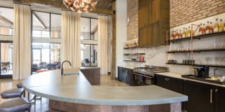 Avant Fashion Center by Mark-Taylor Gallery 28