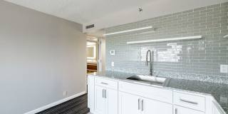 Teak Living Gallery 100