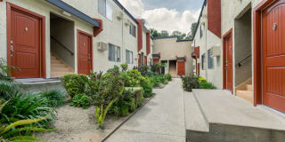 Topanga Canyon Apartments Gallery 33